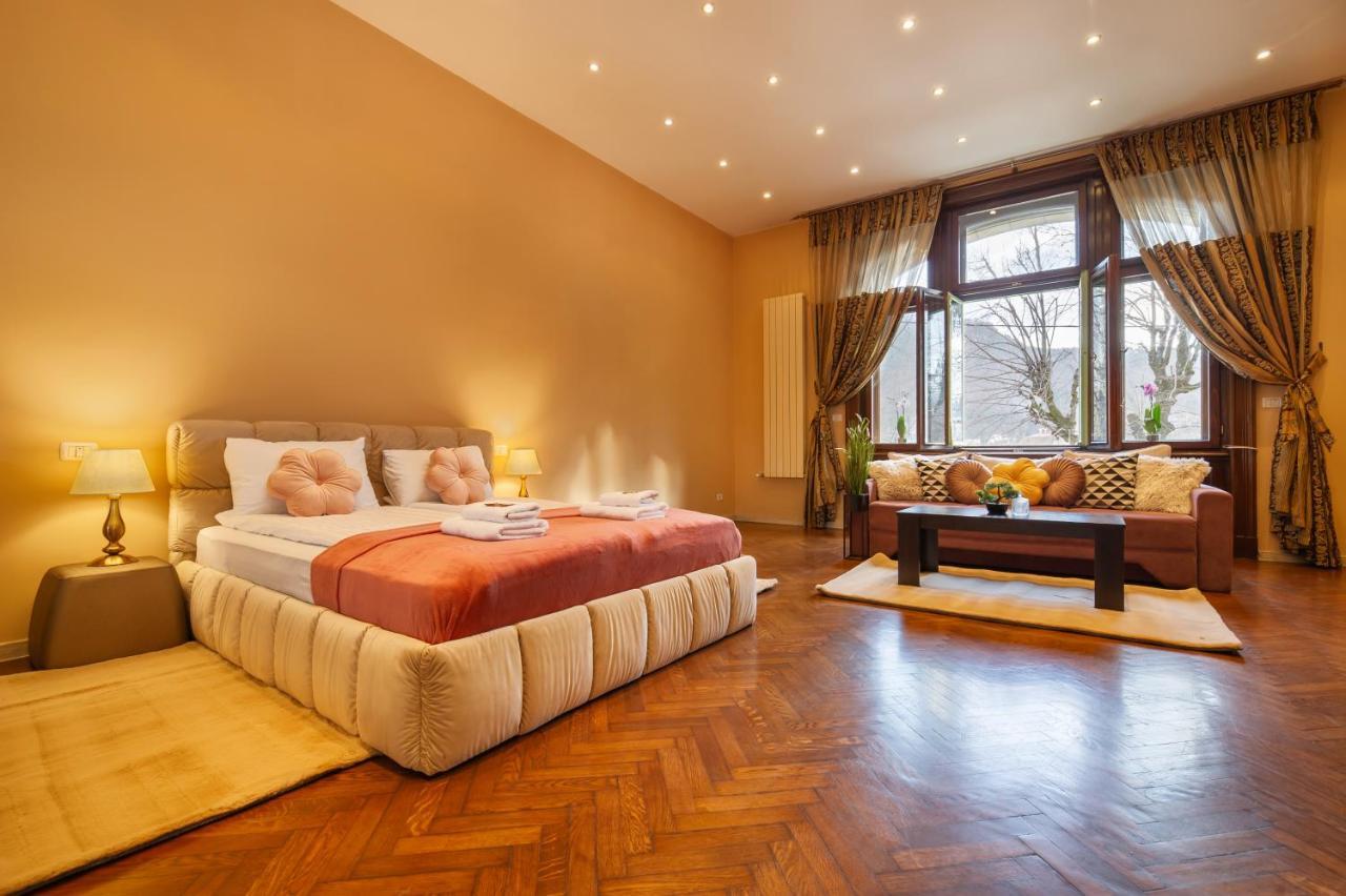 Central Park Residence Брашов Екстер'єр фото
