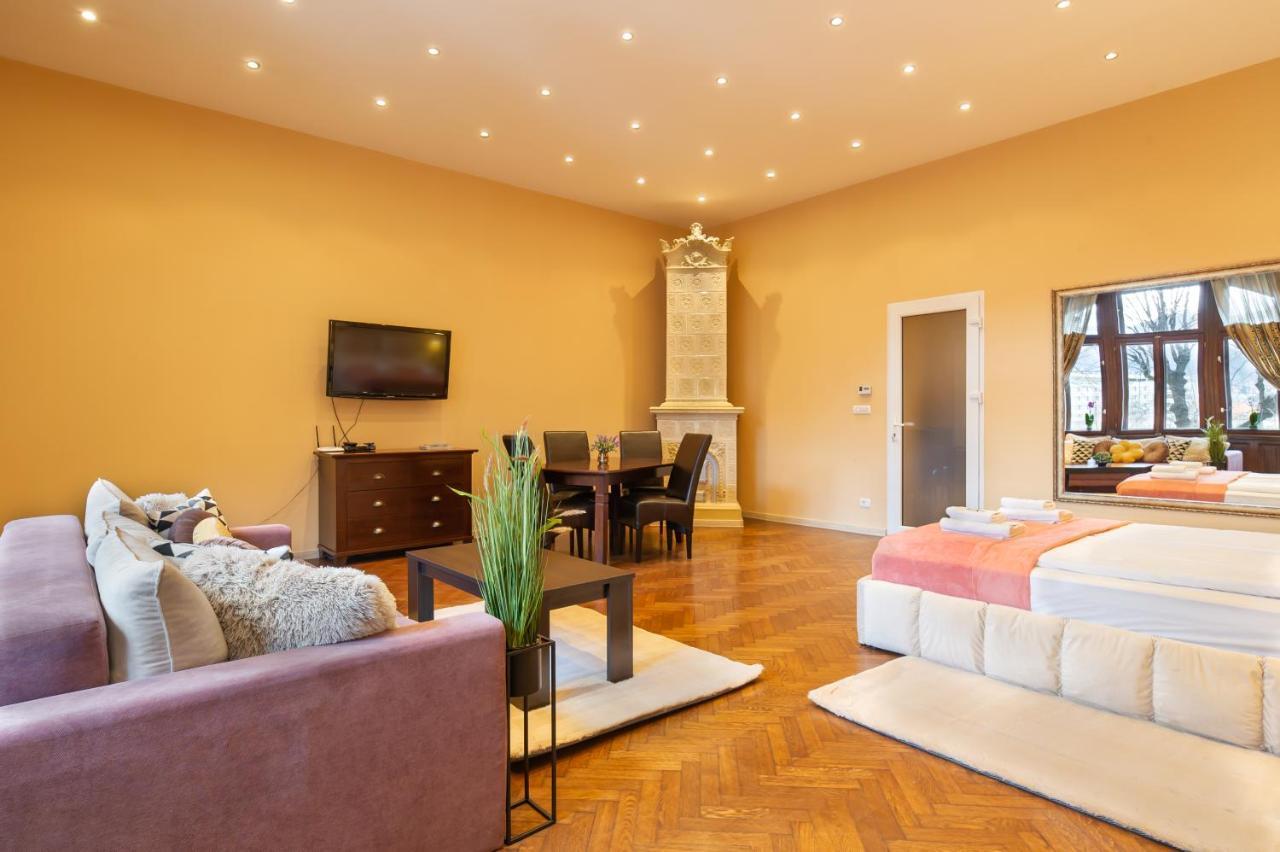 Central Park Residence Брашов Екстер'єр фото