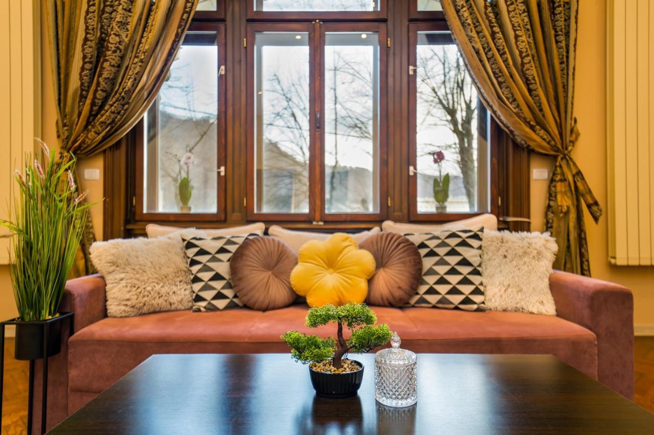 Central Park Residence Брашов Екстер'єр фото